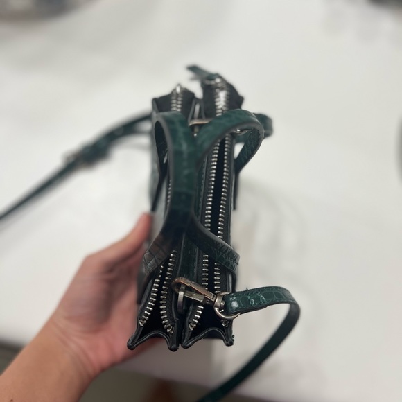 Zara mini green croc embossed bag crossbody - Picture 3 of 3
